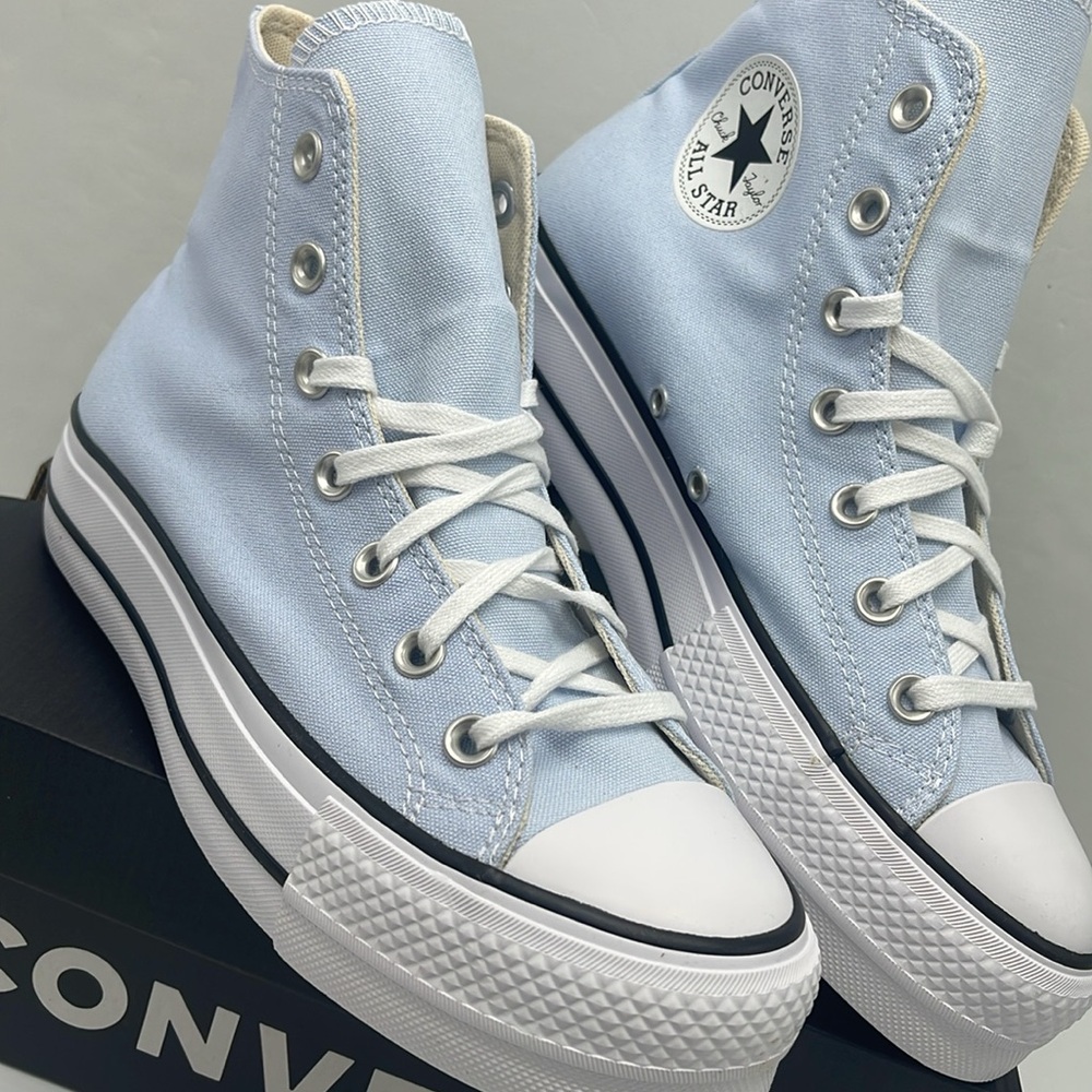 Converse WMNS Platform Sneakers A10644F
CTAS LIFT. HI BLUE SUPERMOON/NATURAL IVR - Picture 6 of 16